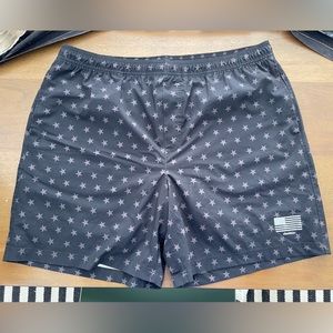 Chubbies Black XXL Athletic Shorts with American Flag Liner.